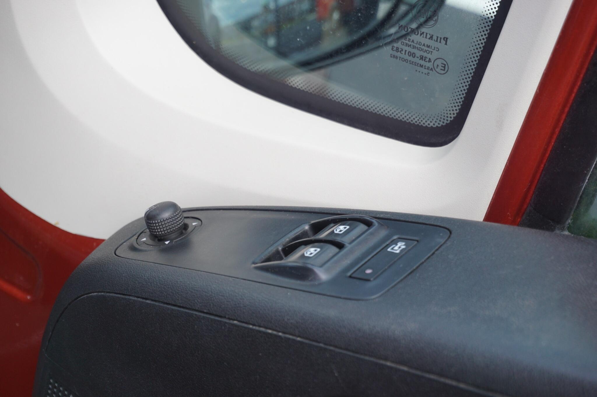Fiat Ducato 2.3 MultiJetII 30 Panel Van 5dr Diesel Manual S H1 Euro 5 (110 ps)